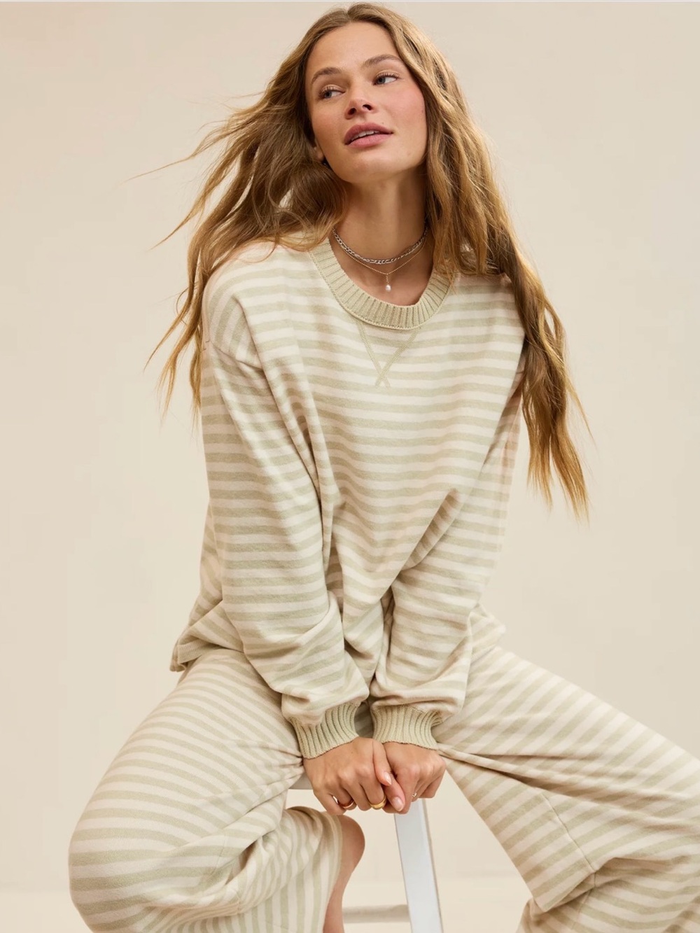 *RARE* Aerie Sunday Soft Crew Sweater